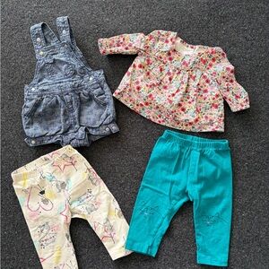 Baby Gap 4 piece bundle